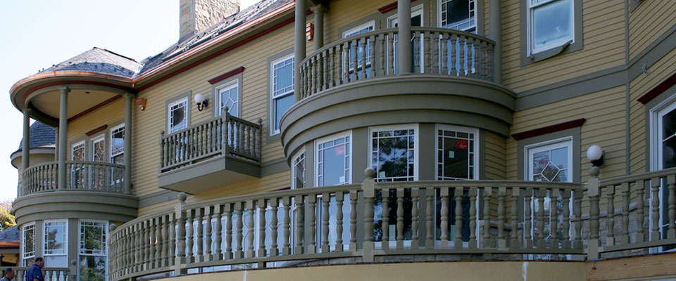 Curved handrails on a historical home