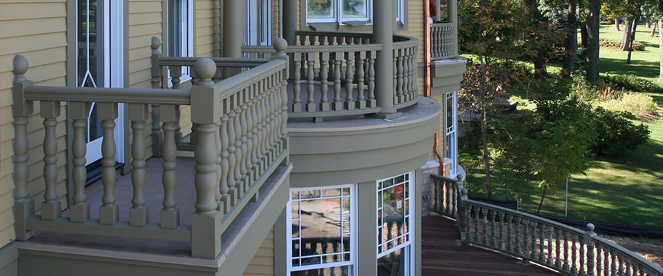 Curved handrails on a historical home