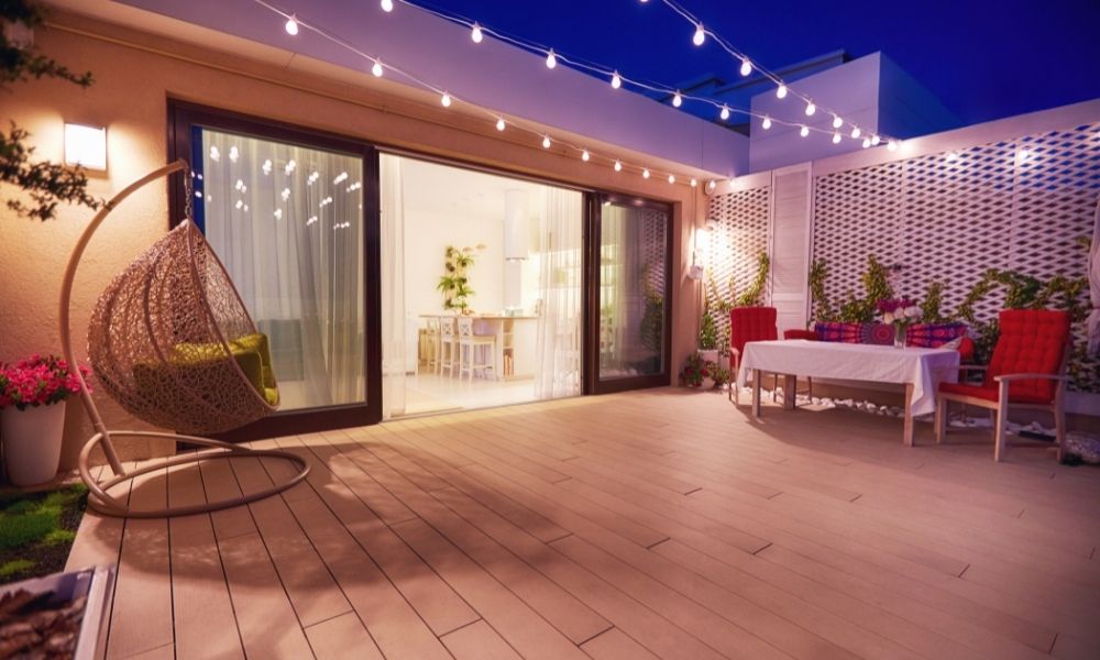 Tips for Making an Amazing Outdoor Party Deck - Mr. Spindle, Inc.