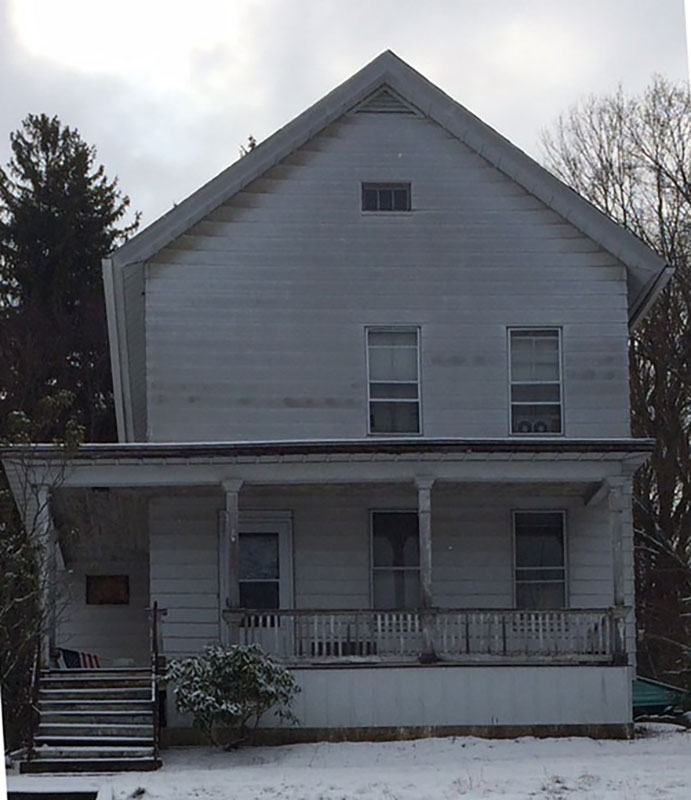 Photo of a home before being renovated